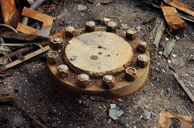 Yurij Antipitchev. Trip to Kola Superdeep Borehole (2015). The Kola Superdeep borehole itself (welded shut), 2015